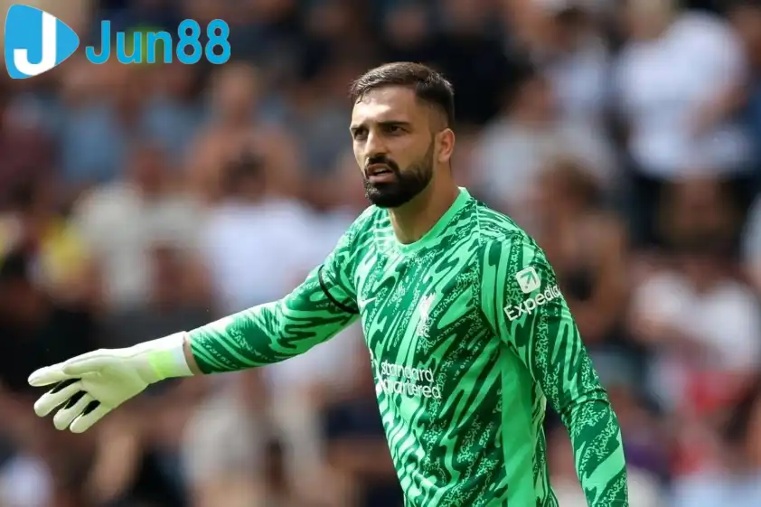 Mamardashvili sẽ là sự thay thế hoàn hảo cho Alisson (Ảnh: CLB)