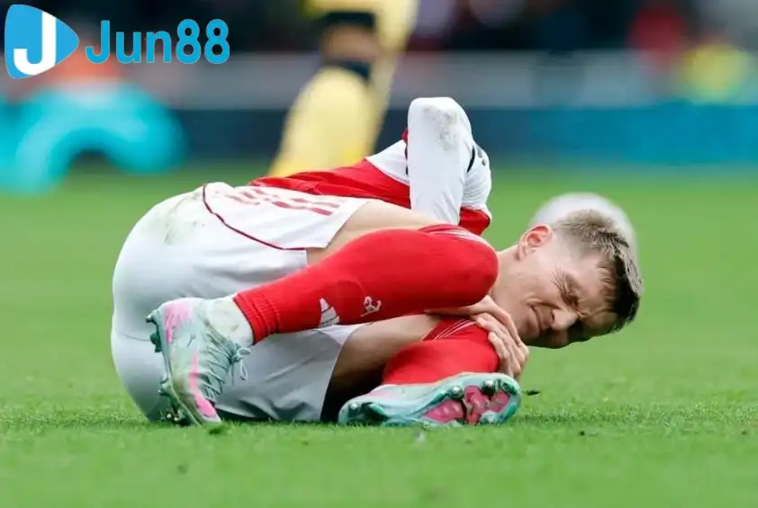 Chấn thương vẫn đang bủa vây đội bóng thành Luân Đôn. Ảnh: The Mirror