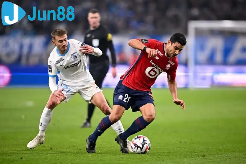 Trận đấu giữa Lille với Marseille sẽ rất đáng chú ý. (Ảnh: Internet)